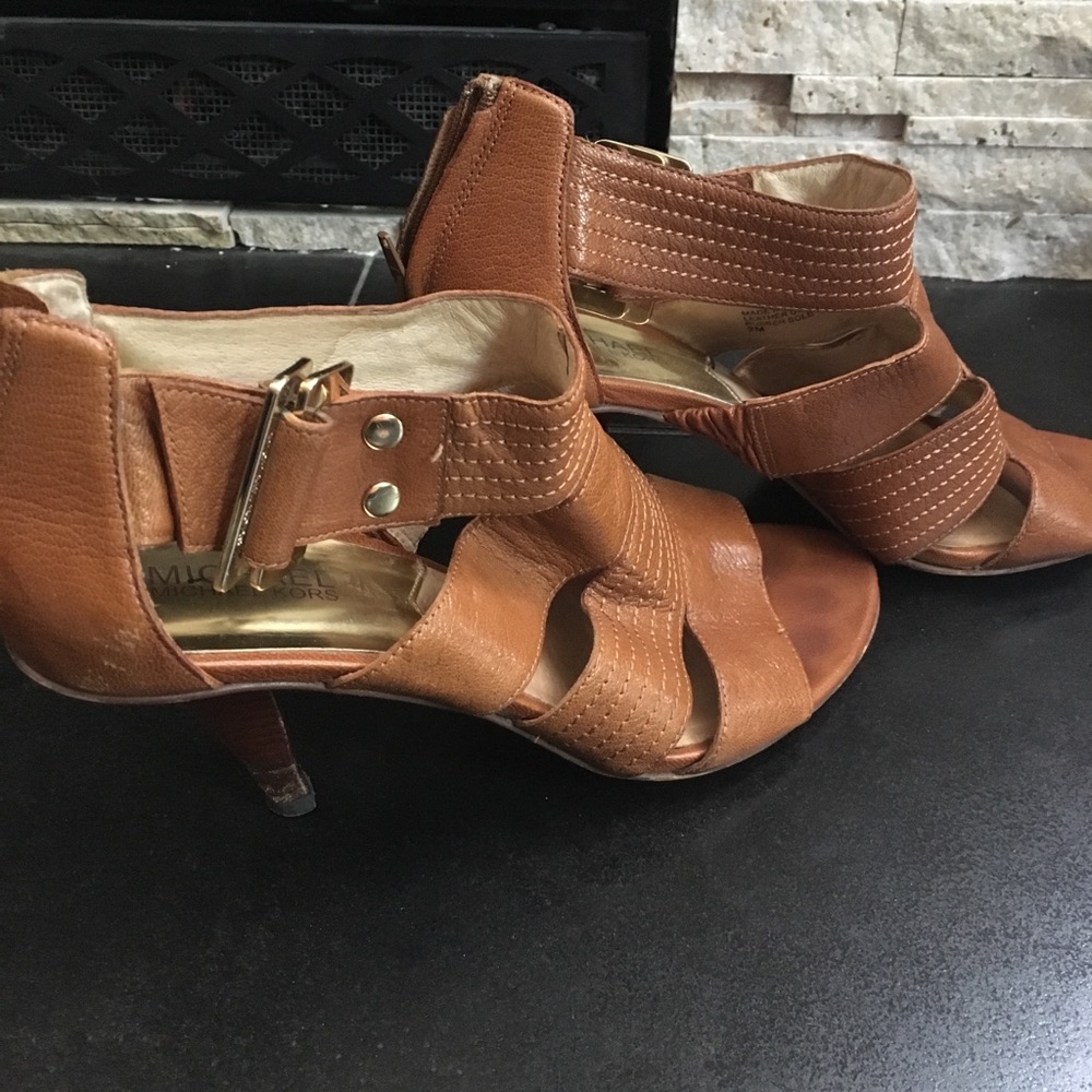 Michael Kors - tan sandals- size 9